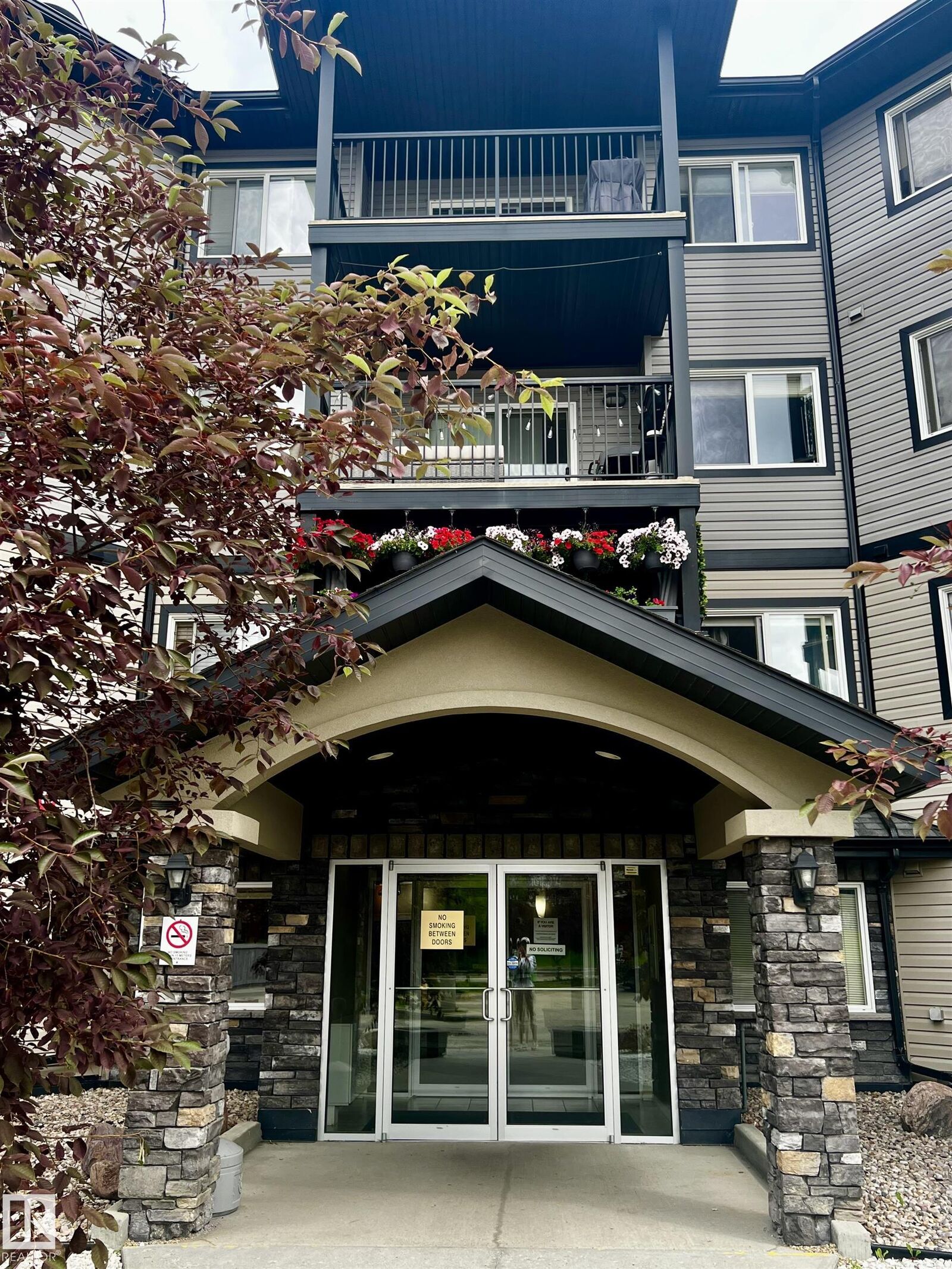 Property Photo: 5951 165 Avenue NW 411 AB T5Y 0J6