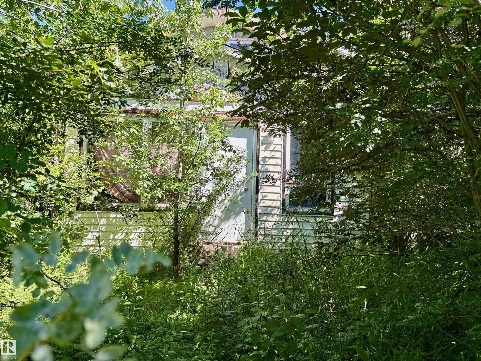 Property Photo:  5216 & 5618 50 Avenue  AB T0A 1P0 