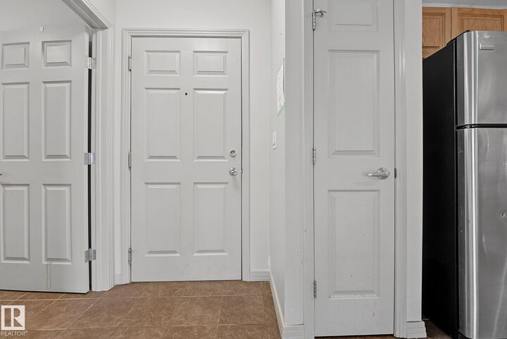 Property Photo: 5005 165 Avenue NW 111 AB T5Y 0L8
