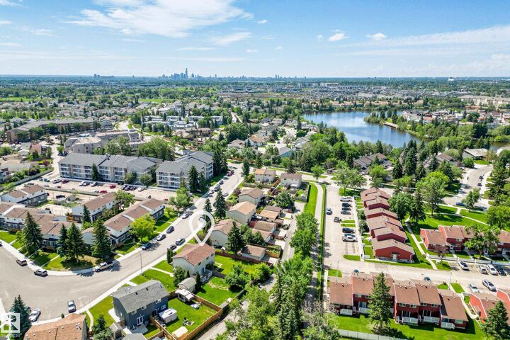 Property Photo:  72 Stirling Road NW  AB T5X 4C3 
