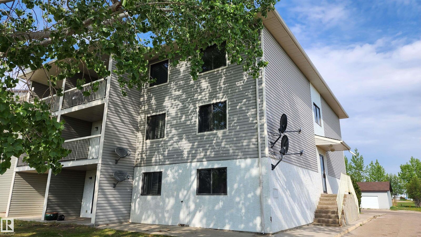 Property Photo: 5705 51 Street 304 AB T0A 1A0
