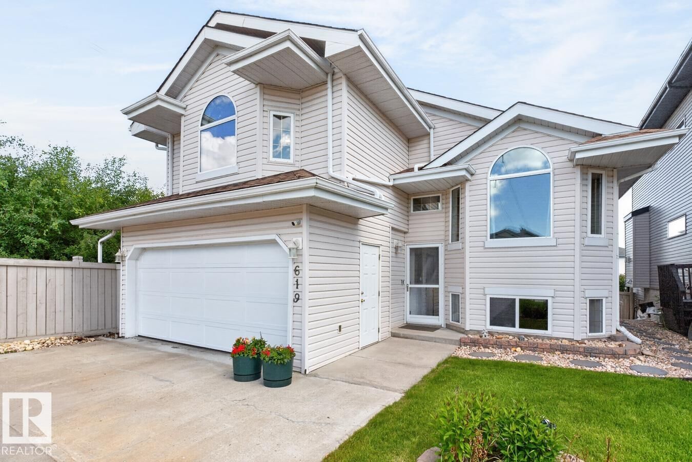Property Photo:  619 Layton Crest NW  AB T6R 2S9 