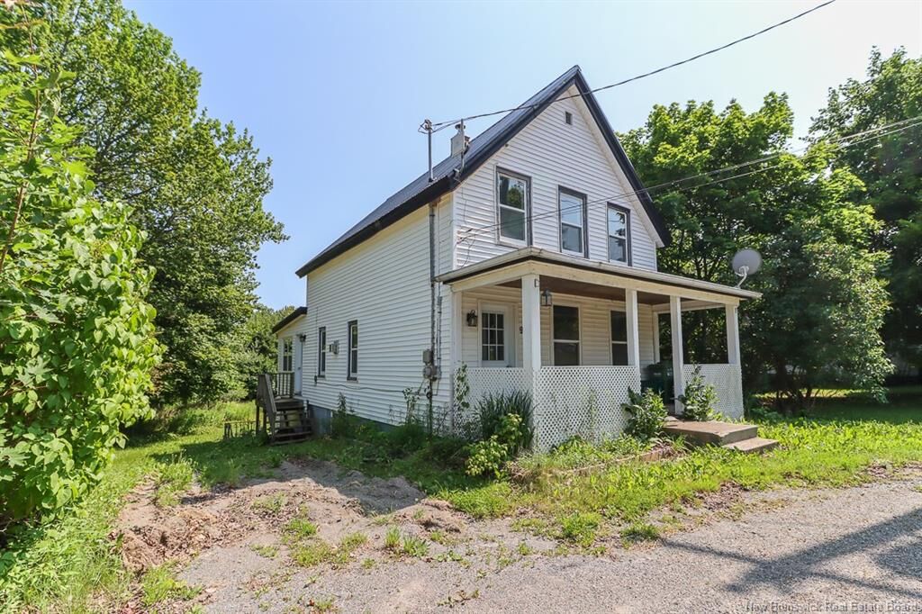 Property Photo:  96 Main Street  NB E5R 1B3 