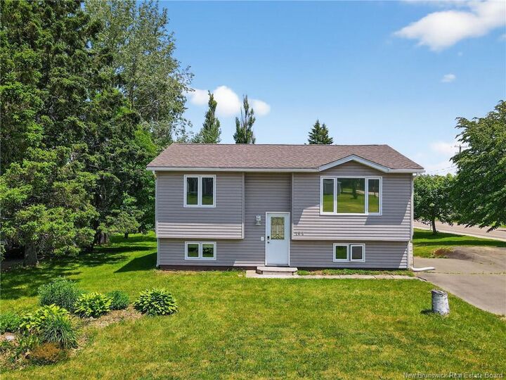 Property Photo: 104 Chesley Drive NB E4P 1N2