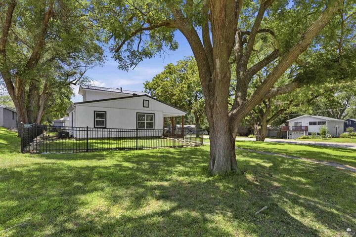 Property Photo: 804 Webster Street KS 67432