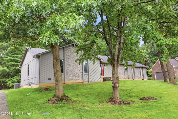 Property Photo:  4417 Eagles Cove Ct  KY 40241 