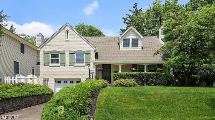 Property Photo: 8 Cummings St NJ 07016