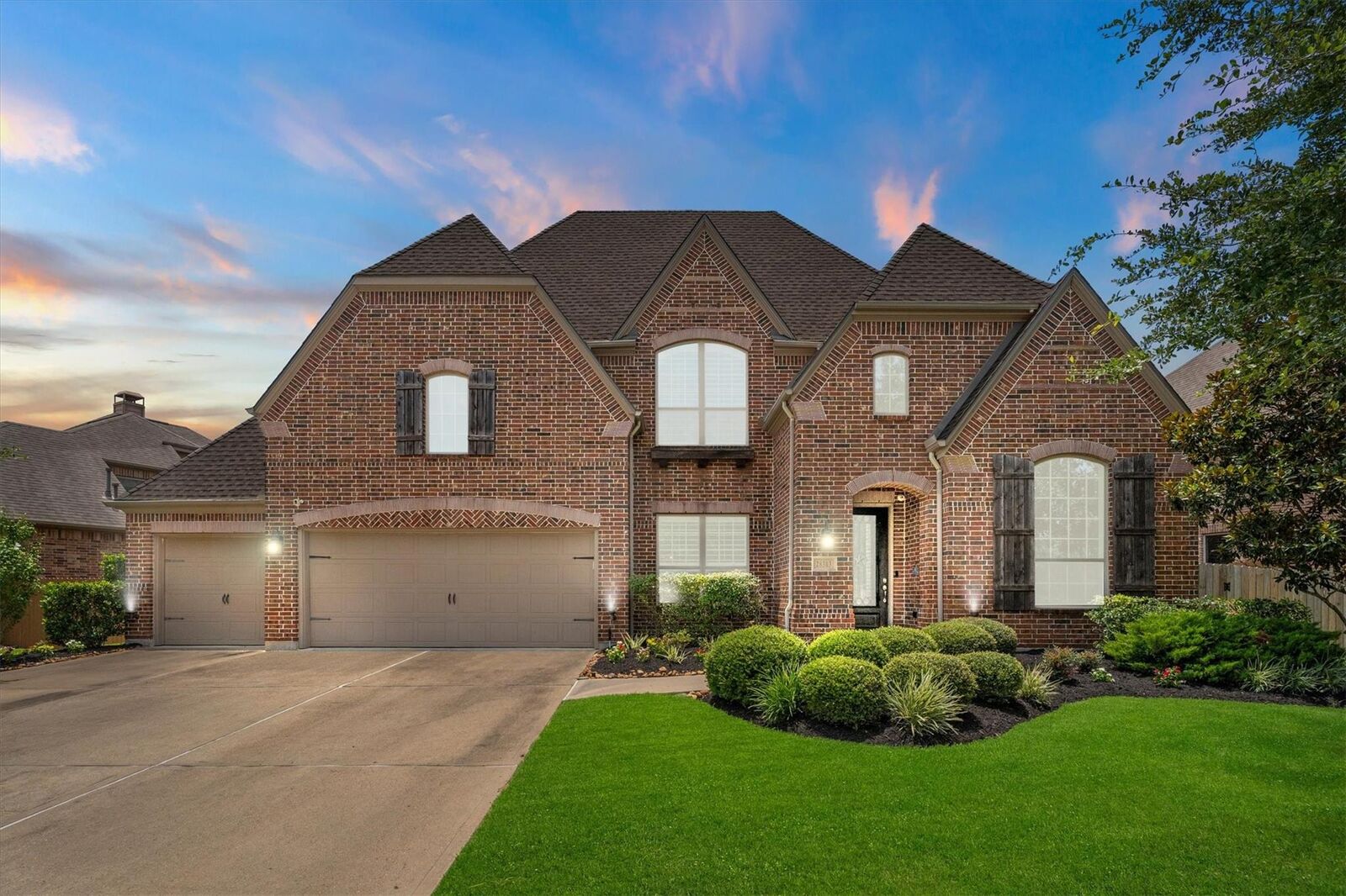 Property Photo: 28303 Calaveras Lake Drive TX 77386