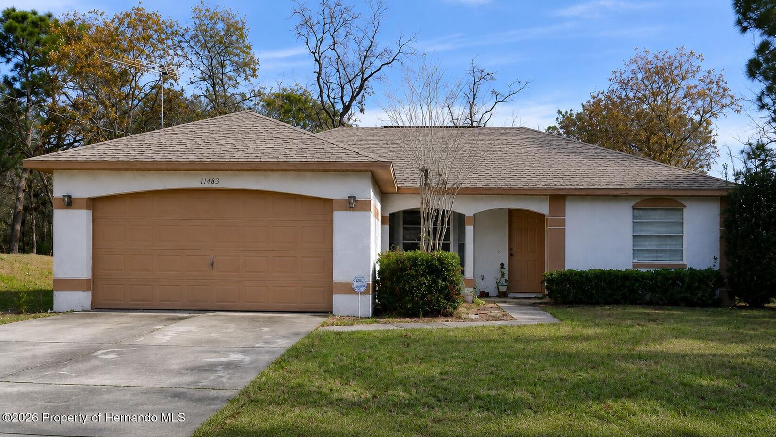 Property Photo: 11483 Villa Road FL 34609