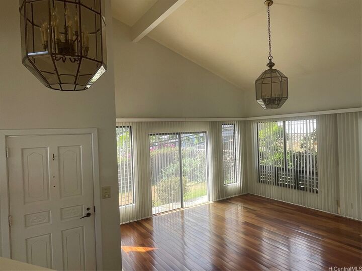 Property Photo:  1499 Alencastre Street  HI 96850 