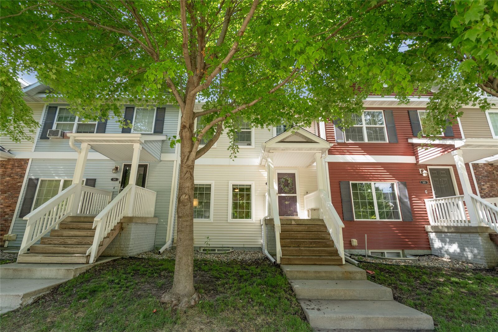 Property Photo:  263 SE Booth Avenue  IA 50263 
