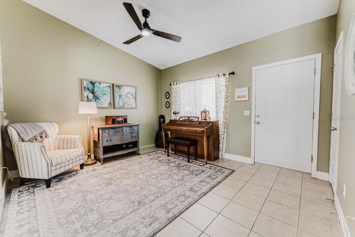 Property Photo:  212 Summerset Drive  FL 32712 