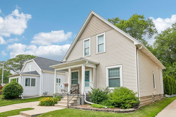Property Photo:  4963 N 127th St  WI 53007 