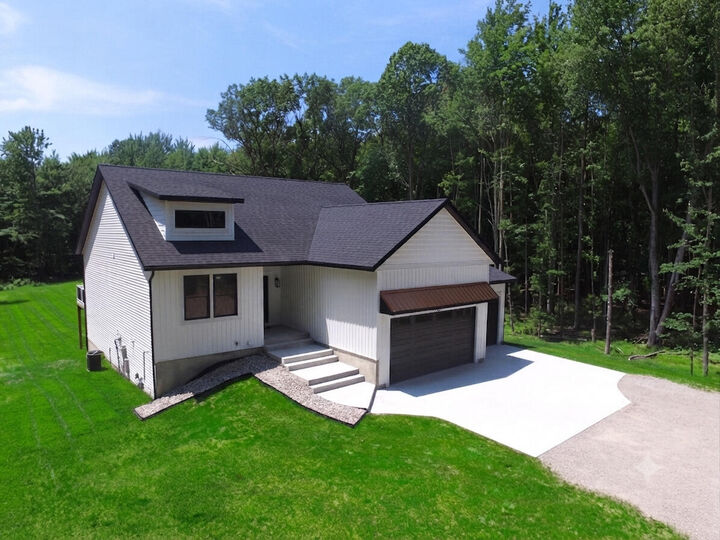Property Photo: 16229 148th Avenue MI 49456