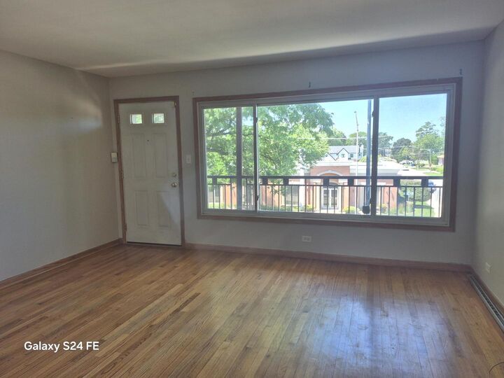 Property Photo:  4921 N Harlem Avenue 3  IL 60656 