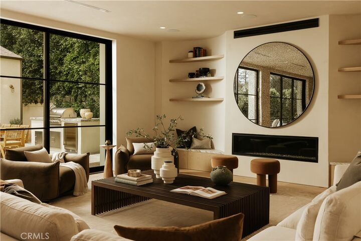 Property Photo: 4521 Mary Ellen Avenue CA 91423