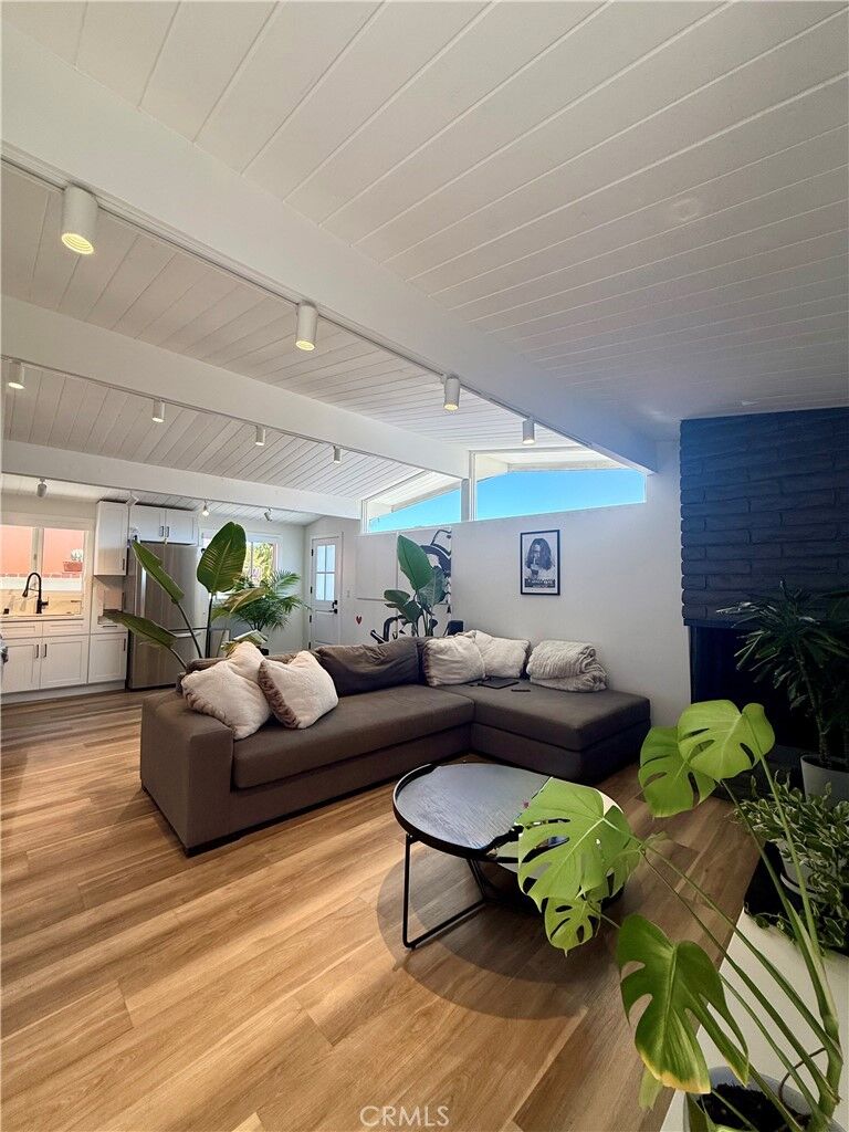 Property Photo: 1140 W Balboa CA 92661