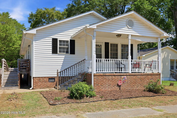Property Photo:  810 E Saint John Street  NC 27886 