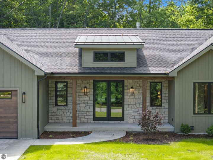 Property Photo:  9378 E Summerfield Drive  MI 49684 