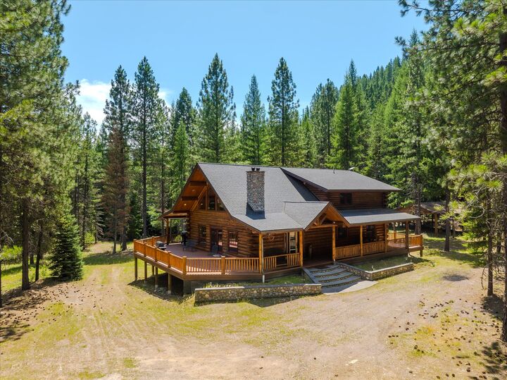 Property Photo: 2230 Westshore Drive MT 59935