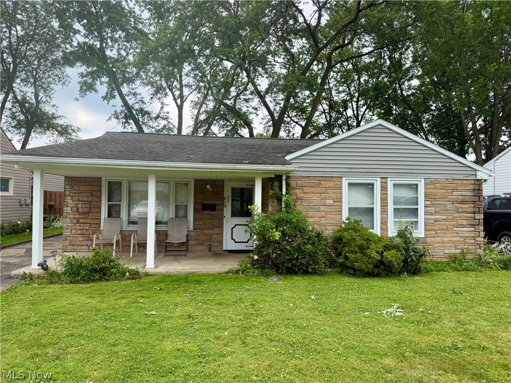Property Photo: 1565 Chattanooga Avenue OH 44514