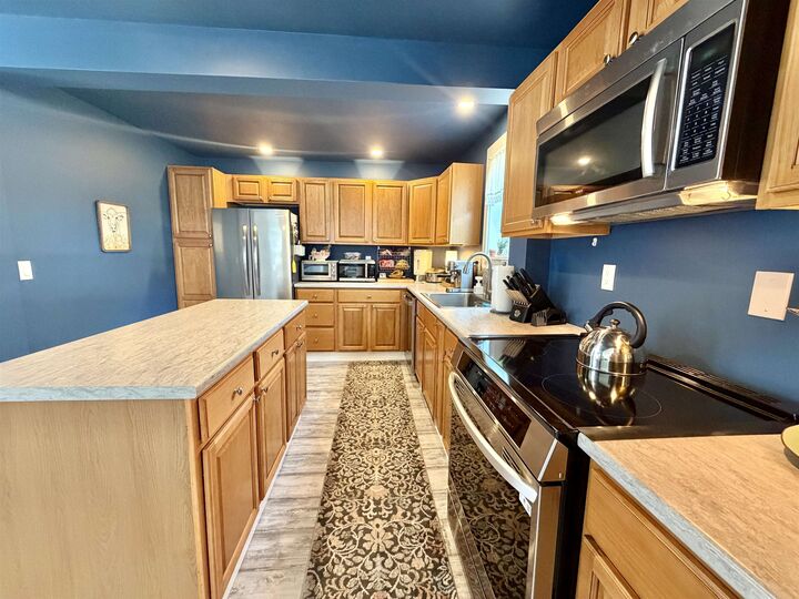 Property Photo:  63 Cobblestone Alley  VT 05033 