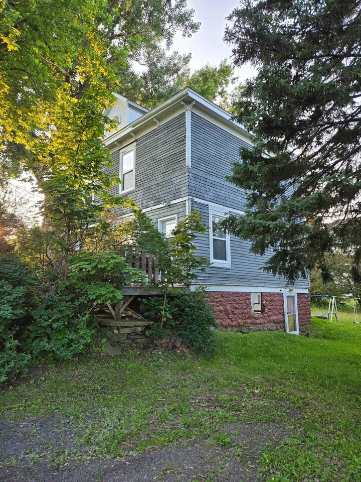 Property Photo: 151 Mackay Street NS B0K 1S0