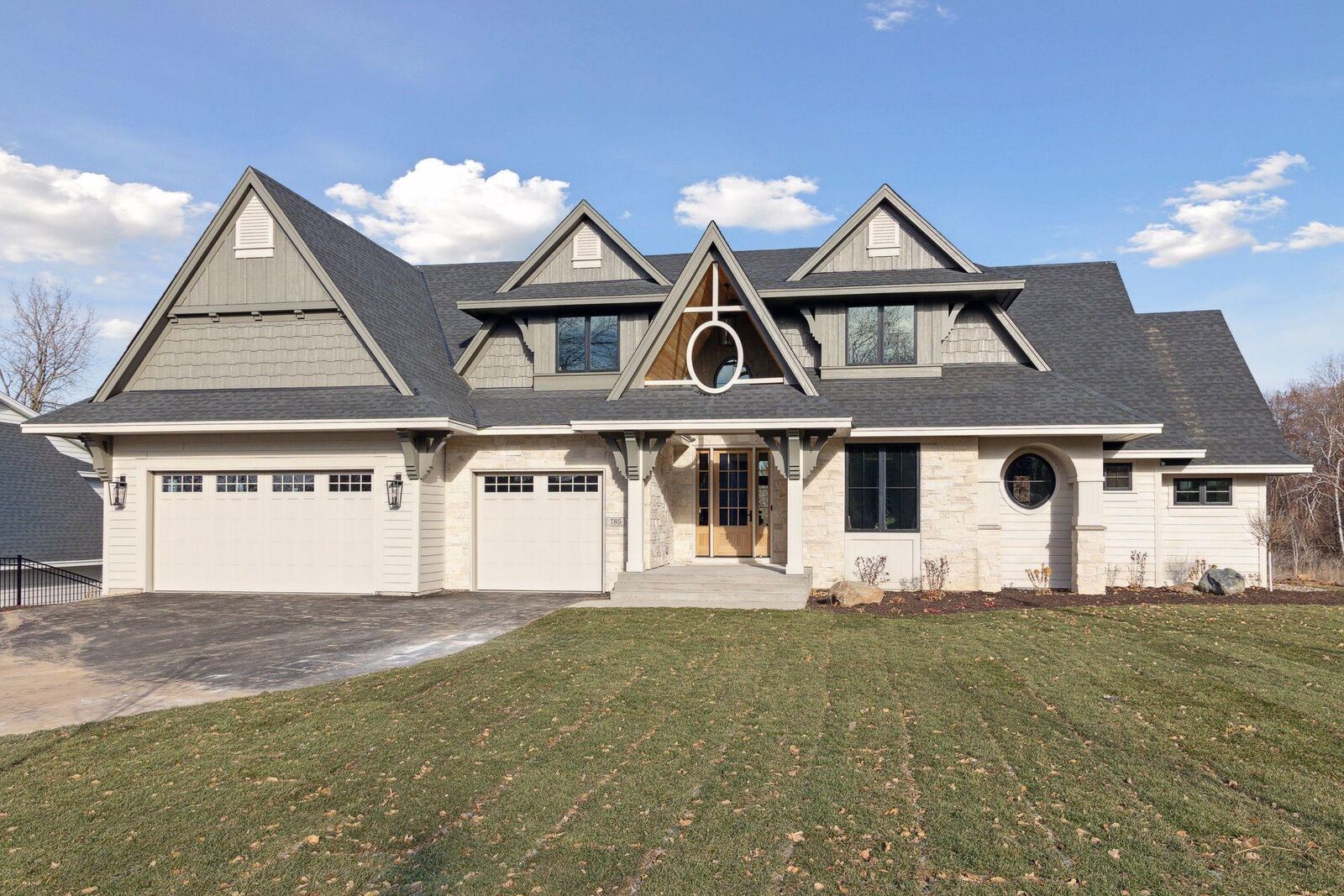 Property Photo:  3 Sunfish Ln  MN 55118 