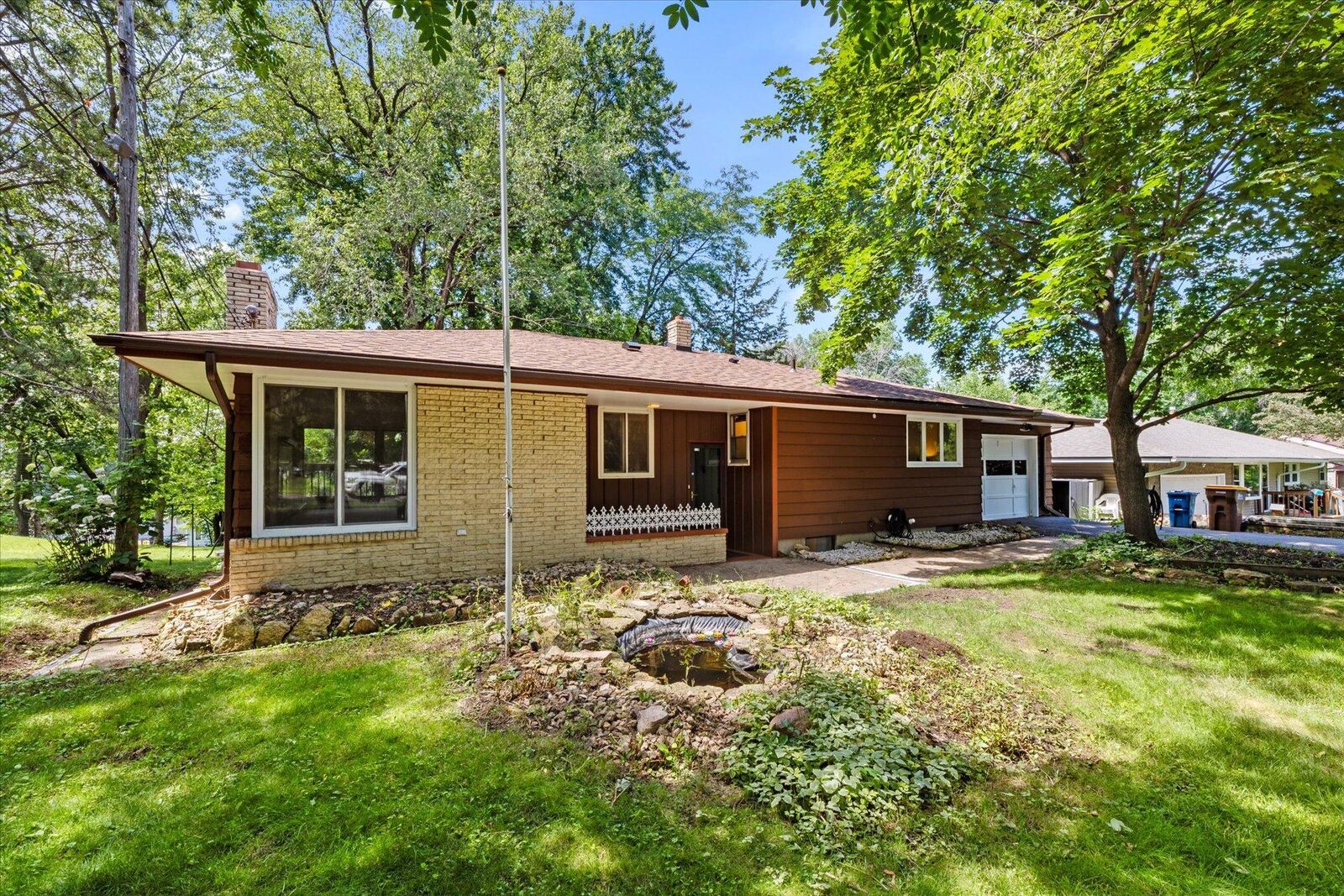 Property Photo: 3511 Hilltop Street MN 55110