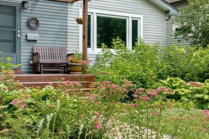 Property Photo:  1931 Lincoln Avenue  MN 55105 