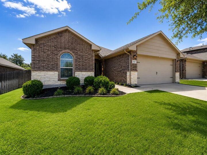Property Photo:  111 Dartmouth Avenue  TX 75442 
