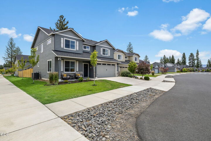 Property Photo: 774 N Reed Street OR 97759