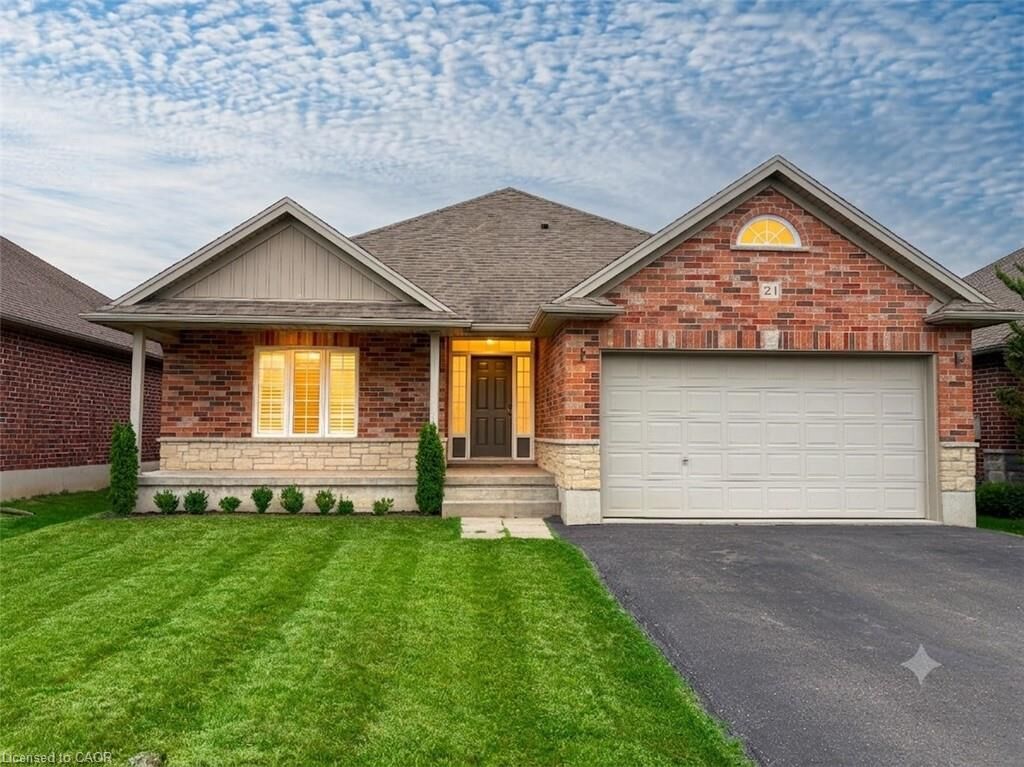 Property Photo: 21 Cardinal Lane ON N0A 1N5