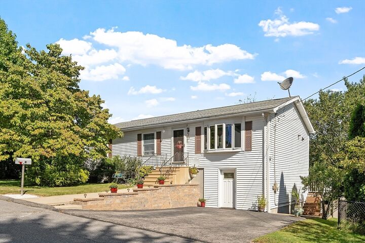 Property Photo:  8 Pershing St  MA 01606 