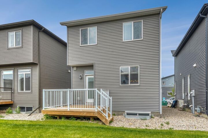 Property Photo: 12 Belmont Place SW AB T2X 5T6