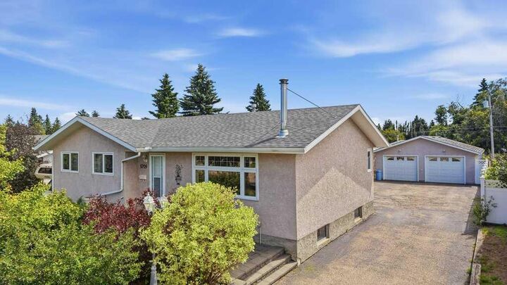 Property Photo: 5709 56 Avenue AB T4L 1N6