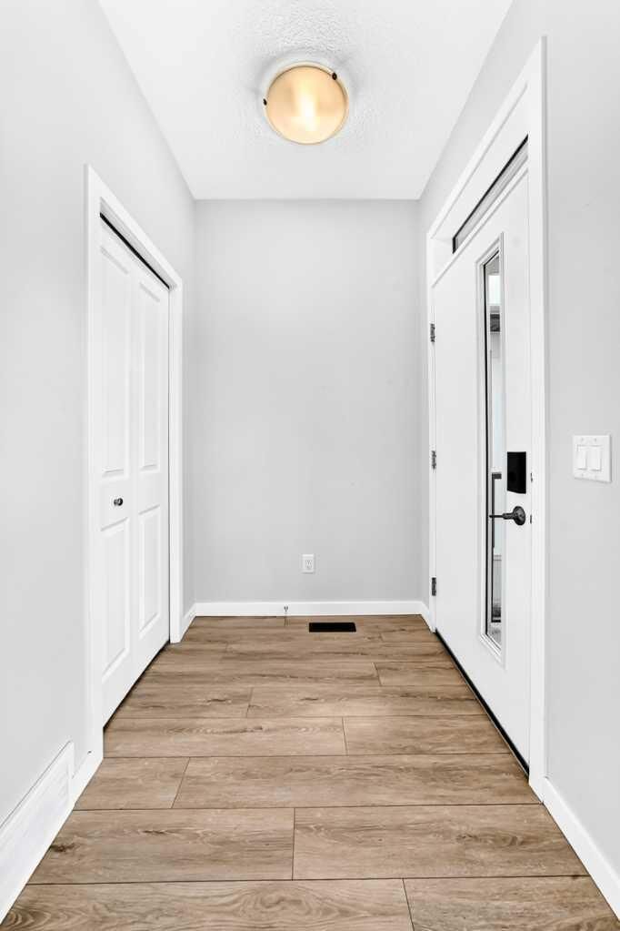 Property Photo:  49 Legacy Glen Place SE  AB T2X 4G8 