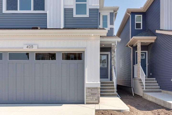 Property Photo: 425 Lewiston Landing NE AB T3P 2P3