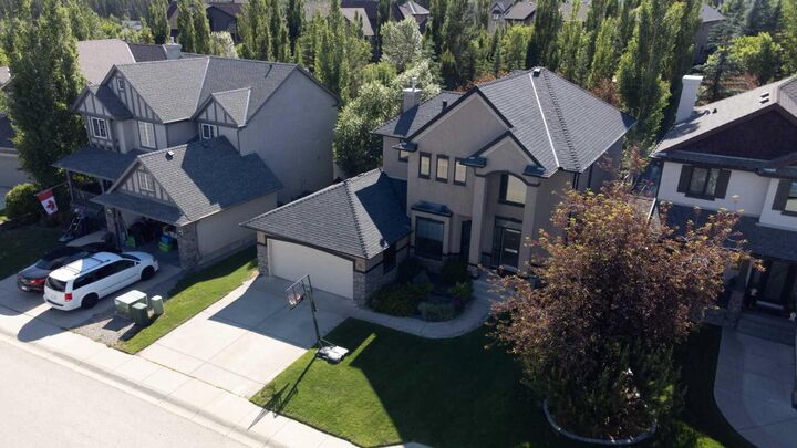 Property Photo: 75 Discovery Ridge Mount SW AB T3H 5G2