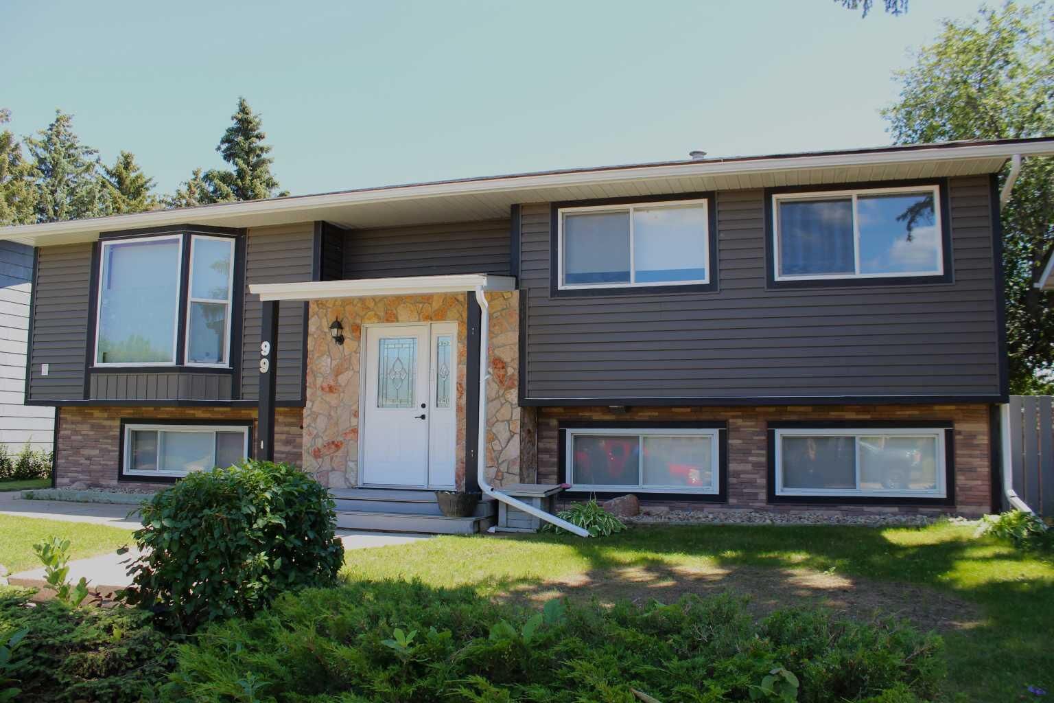 Property Photo: 99 McNab Park Street E AB T1R 0K6
