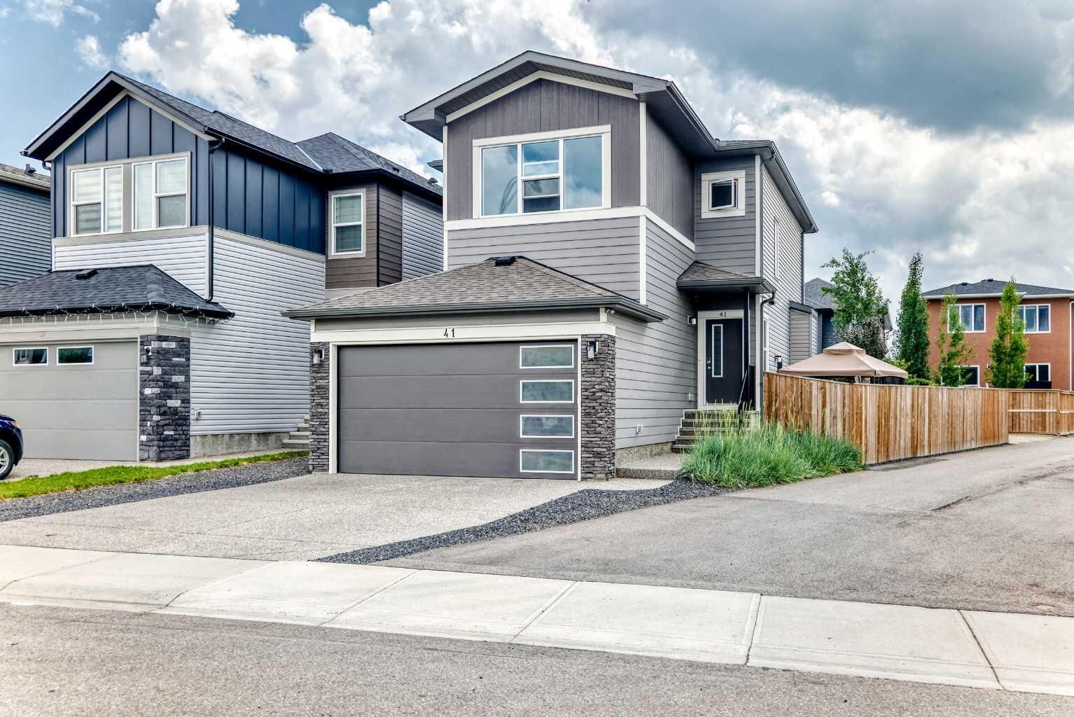 Property Photo: 41 Walcrest Way SE AB T2X 4G4