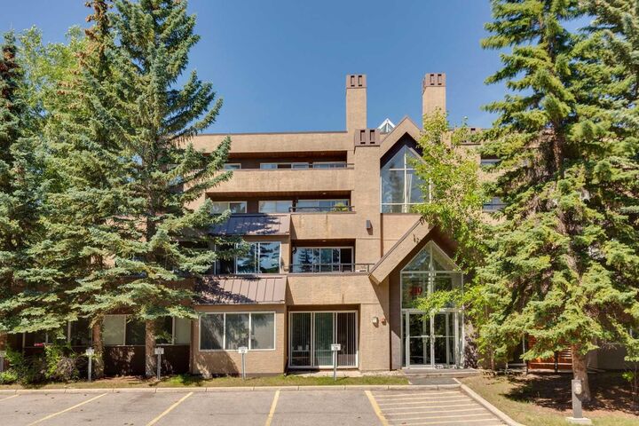 Property Photo:  219 Village Terrace SW 2  AB T3H 2L4 