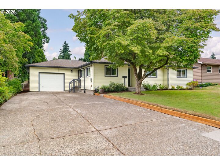 Property Photo: 55 NW Sleret Ave OR 97030