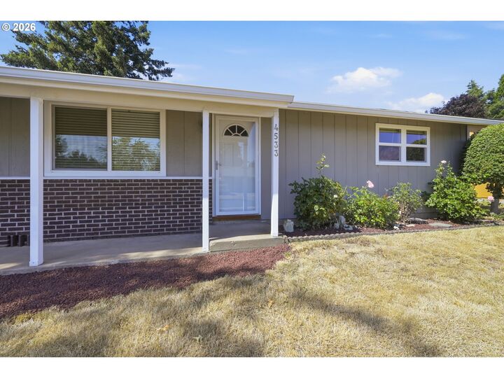 Property Photo:  4533 Liberty St  OR 97402 