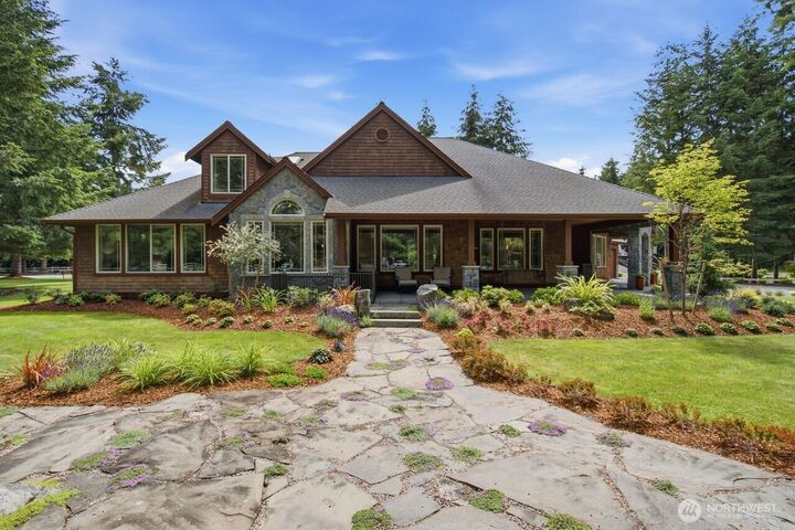 Property Photo: 22407 SE Sawyer Ridge Way WA 98010