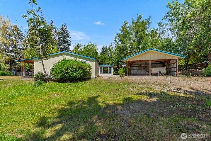 Property Photo: 2315 NW Alan Avenue WA 98802