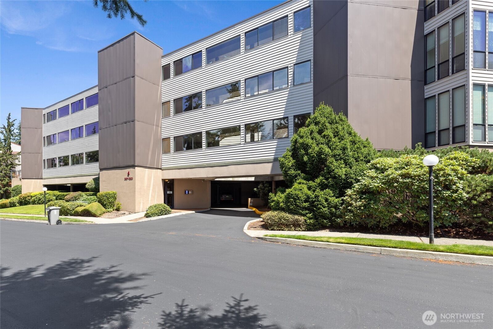 Property Photo: 2615 S Cedar 408 WA 98405