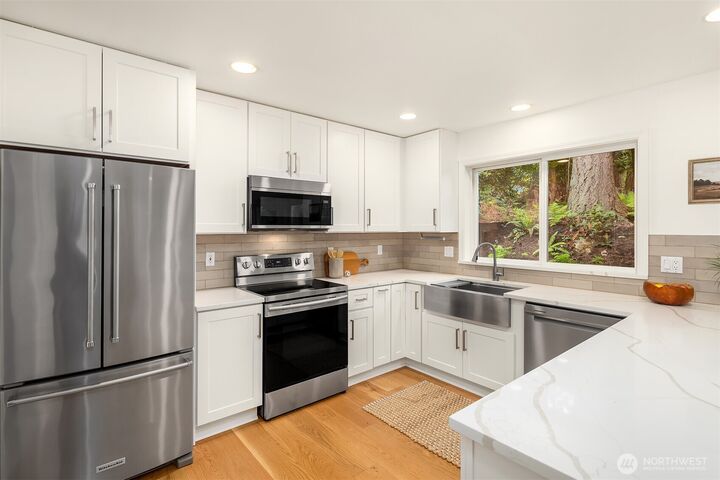 Property Photo: 8934 218th Street SW WA 98026