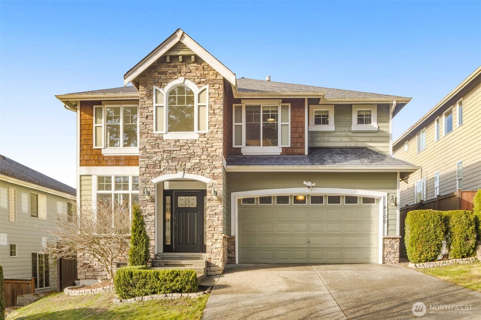 Property Photo: 4109 223rd Place SE WA 98021
