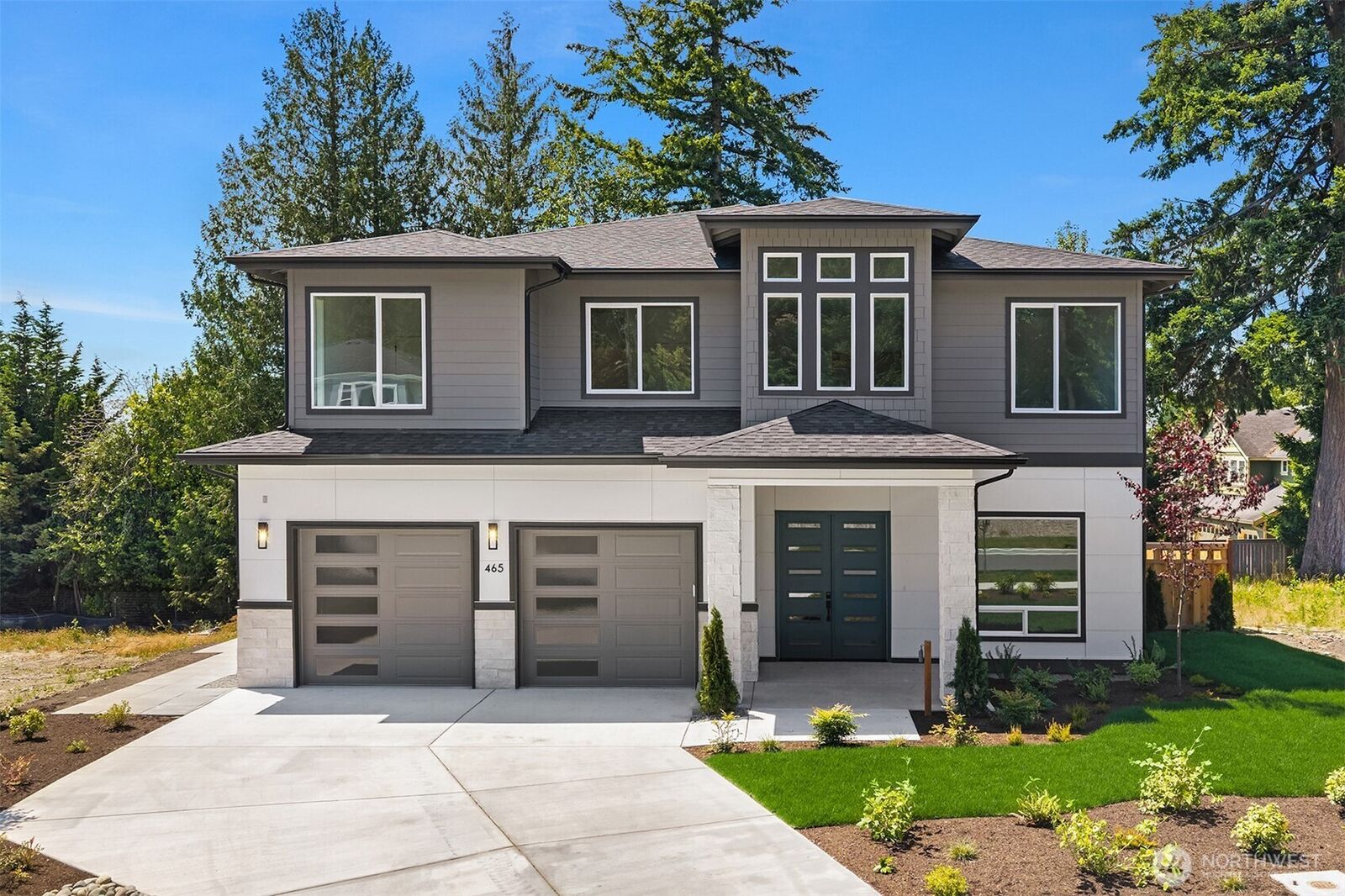 Property Photo:  465  Orcas Ave NE  WA 98059 